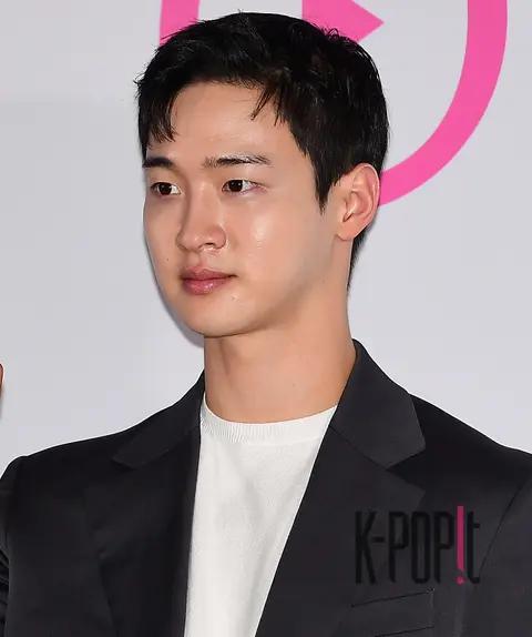 Jang Dong-yoon — Londy Press Screening