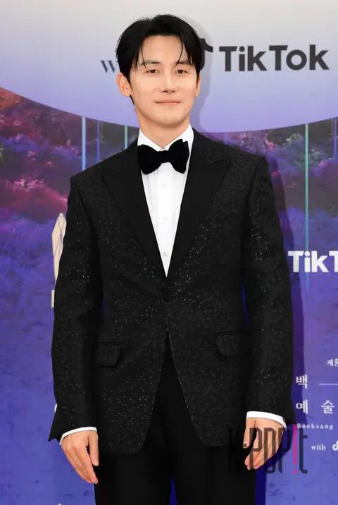 Kim Joon-han — Baeksang Arts Awards Red Carpet