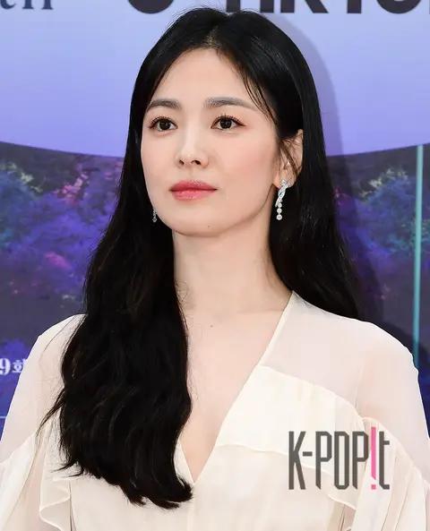 Song Hye-kyo — Baeksang Arts Awards Red Carpet