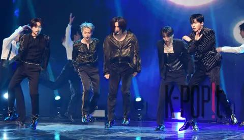 ONEUS — Showcase
