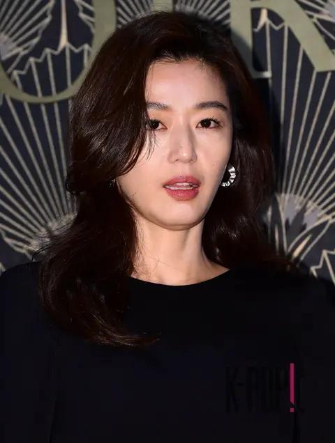 Jun Ji-hyun — Launch