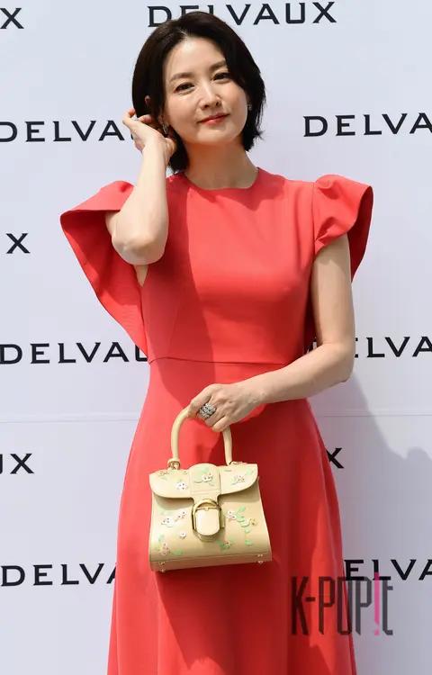 Lee Young-ae — Launch