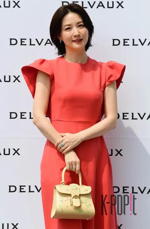 Lee Young-ae — Launch
