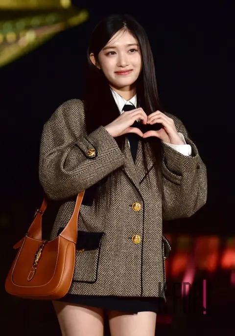 Leeseo (IVE) — Launch