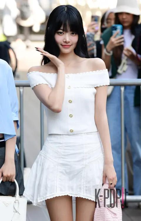 Eunchae (LE SSERAFIM) — Music Bank Arrival