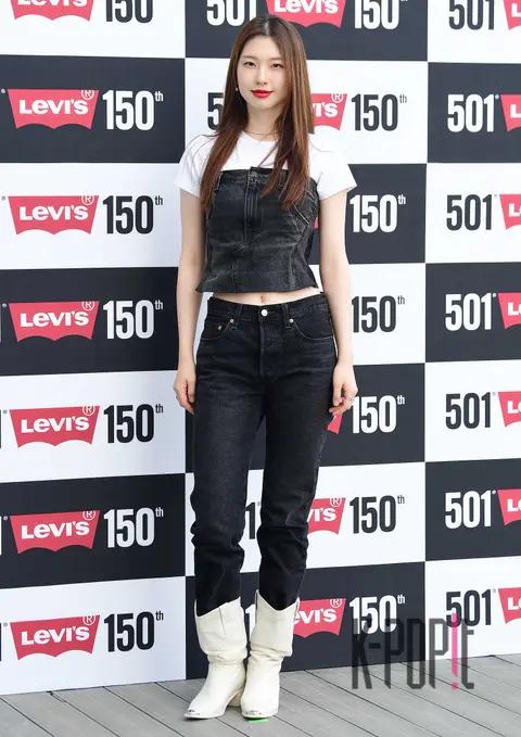 Kim Jin-gyeong — Launch