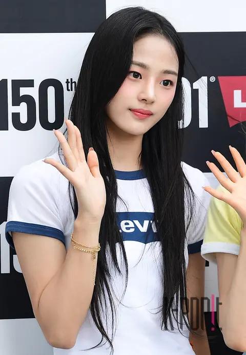 Minji (NewJeans) — Launch