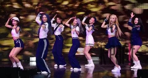 Dreamcatcher — Showcase
