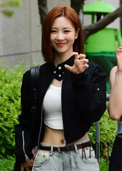 Yoohyeon (Dreamcatcher) — Music Bank