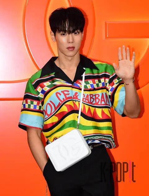 Shownu (MONSTA X) — Launch