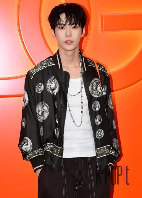 Doyoung (NCT) — Launch