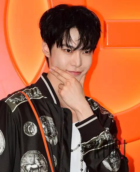 Doyoung (NCT) — Launch