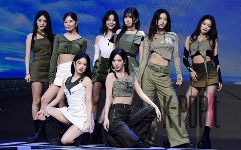 fromis_9 — Showcase