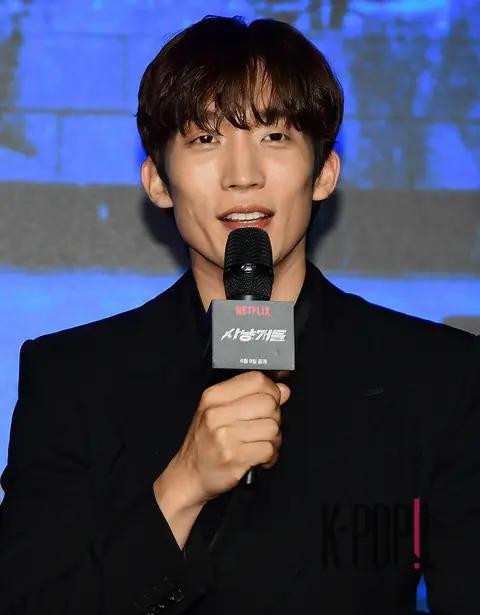 Lee Sang-i — Hunting Dogs Production Briefing