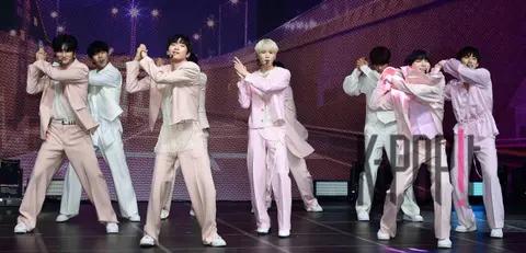 DARKB — Showcase