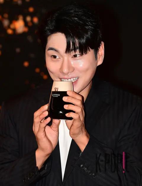 Lee Lee-kyung — Launch
