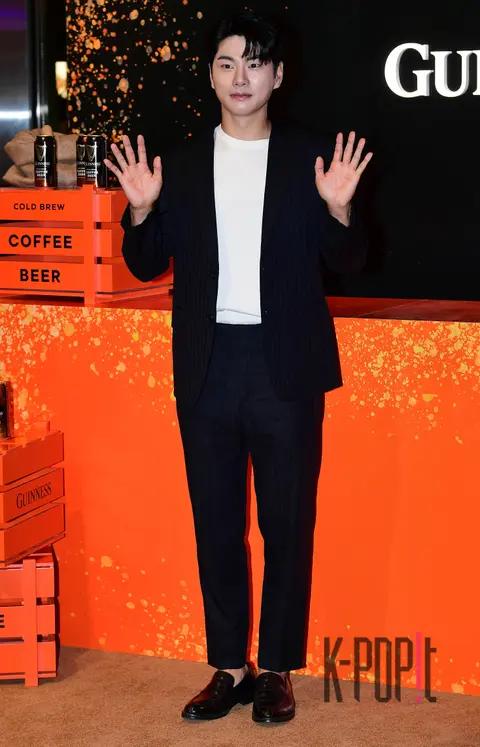 Lee Lee-kyung — Launch