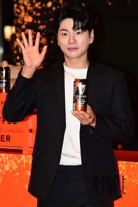 Lee Lee-kyung — Launch