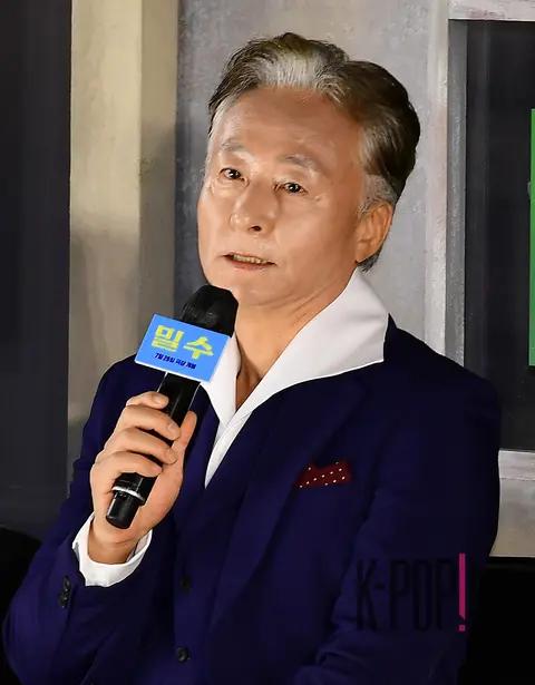 Kim Jong-soo — Smugglers Production Briefing