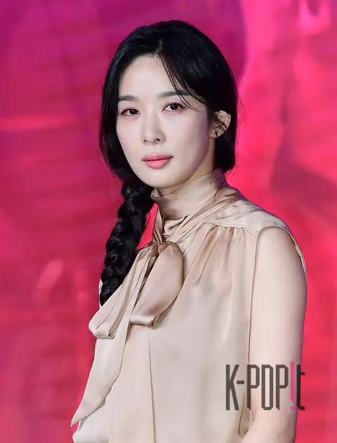 Lee Chung-ah — Celebrity Production Briefing