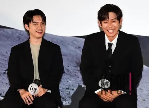 D.O., Seol Kyung-gu — The Moon Production Briefing