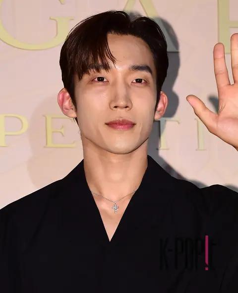 Lee Sang-i — Launch