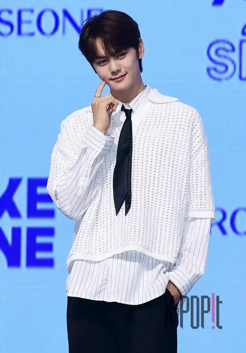 Kim Gyubin (ZEROBASEONE) — Showcase