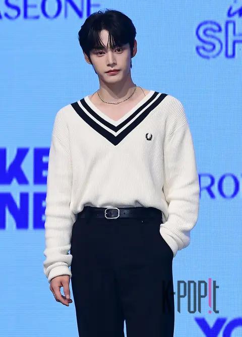 Kim Ji-woong (ZEROBASEONE) — Showcase