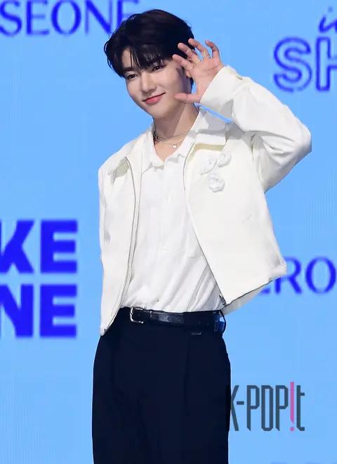 Zhang Hao (ZEROBASEONE) — Showcase