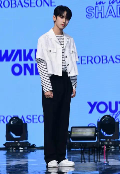 Han Yujin (ZEROBASEONE) — Showcase