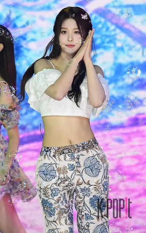 Seol-yun (NMIXX) — Showcase