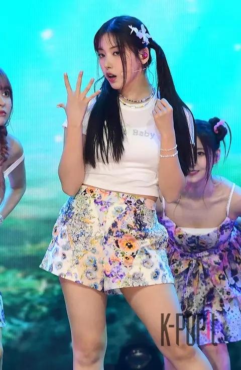Jiwoo (NMIXX) — Showcase