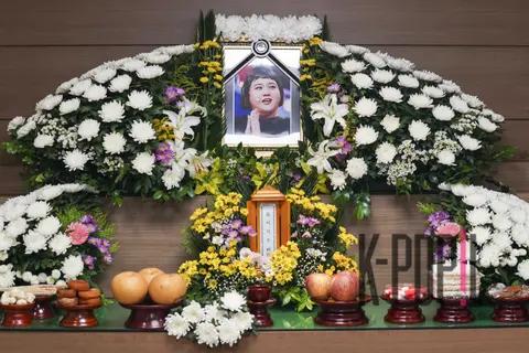 Joint Photography Pool — Late Lee Ji-soo Funeral