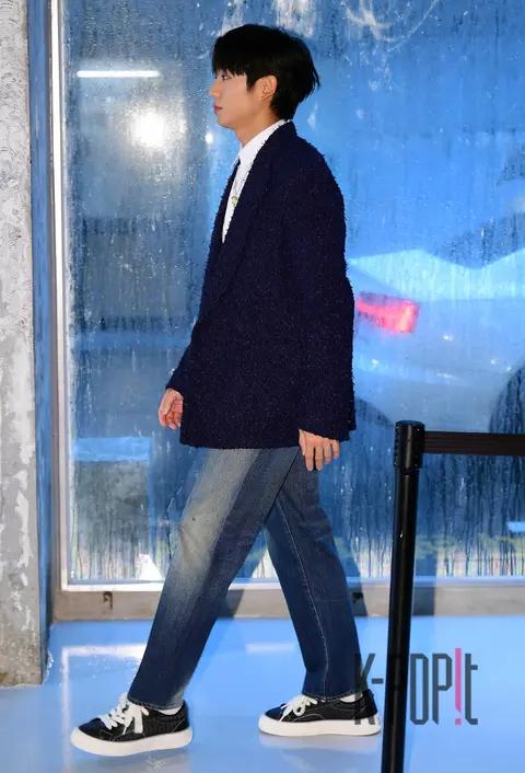 Jung Hae-in — Launch
