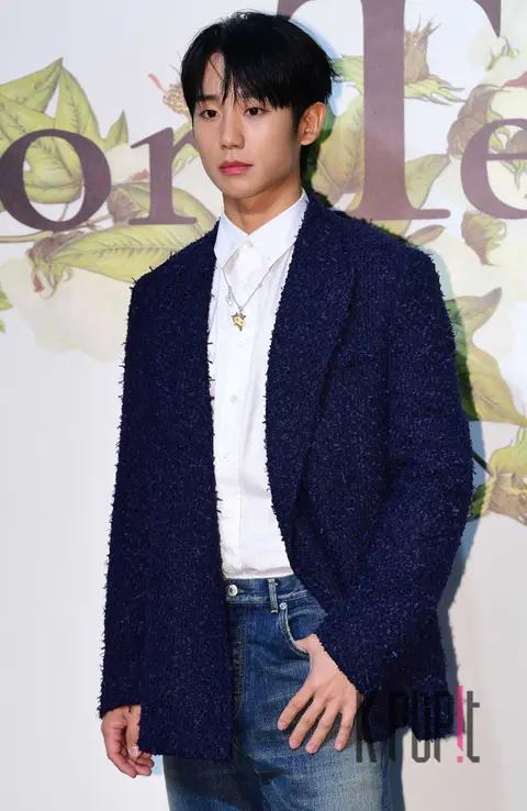 Jung Hae-in — Launch
