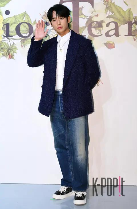 Jung Hae-in — Launch