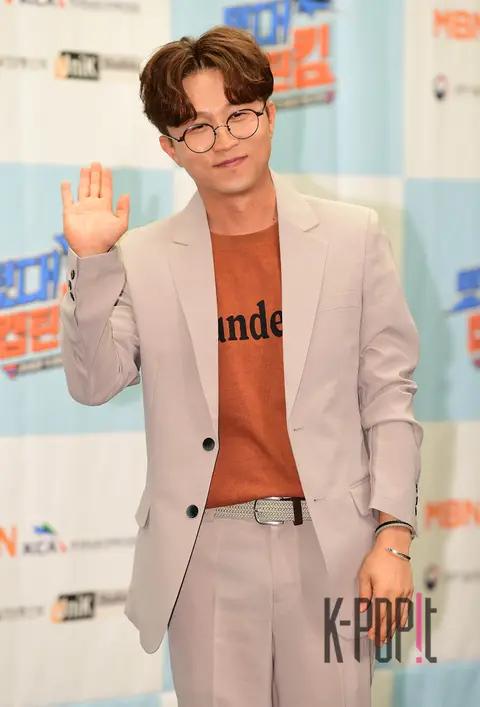 Park Seong-gwang — Captain Kim is Here Production Briefing
