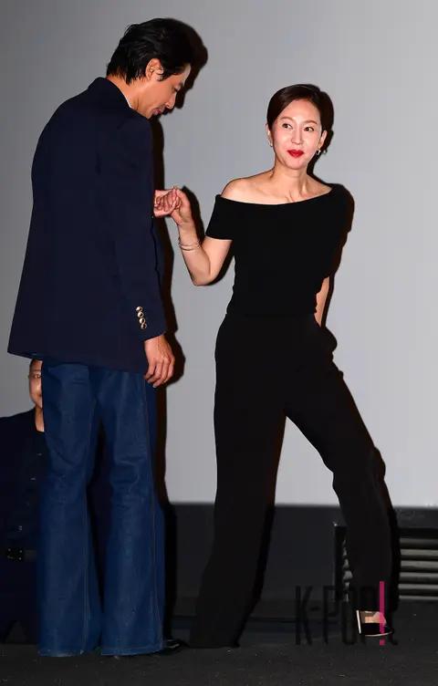 Yeom Jung-ah — Smugglers Press Screening