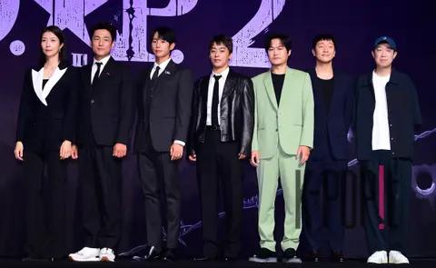 Kim Ji-hyun, Ji Jin-hee, Jung Hae-in, Koo Kyo-hwan, Kim Sung-gyun, Son Seok-gu, Han Jun-hui (director) — D.P. 2 Production Briefing