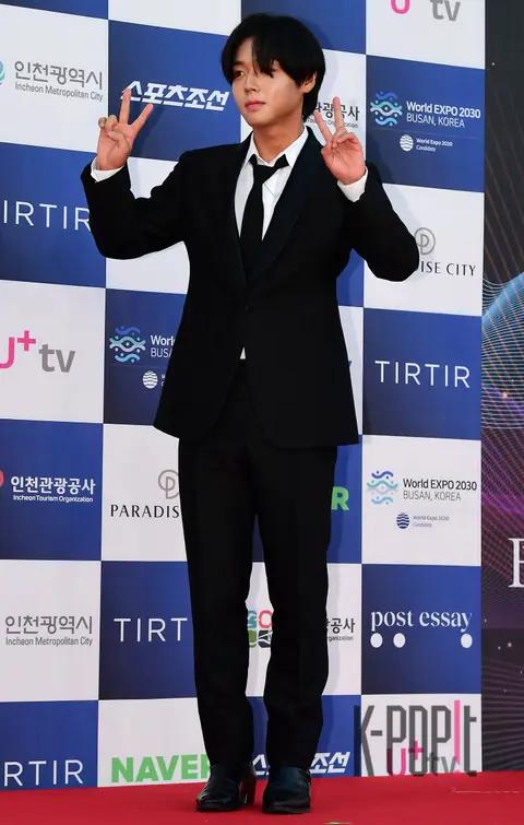 Park Ji-hoon — Blue Dragon Awards