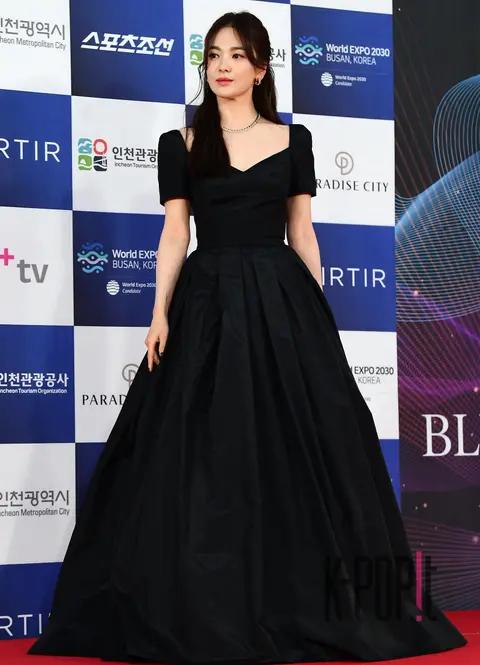 Song Hye-kyo — Blue Dragon Awards