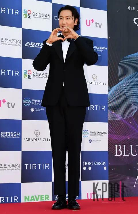 Lee Kwang-soo — Blue Dragon Awards