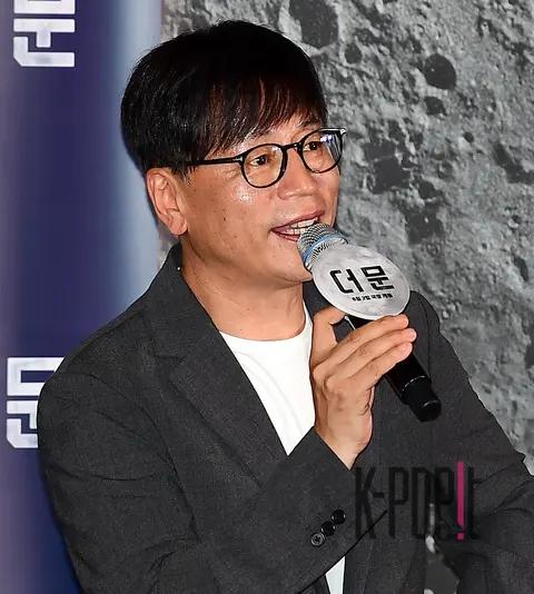 Director Kim Yong-hwa — The Moon Press Screening