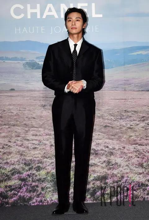 Park Seo-joon — Launch