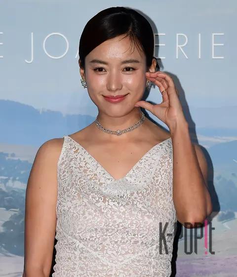 Han Hyo-joo — Launch