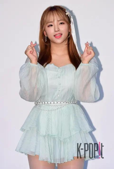 Ayeon (Saturday) — Showcase