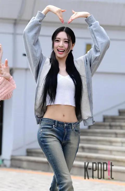 YUNA (ITZY) — Arrival