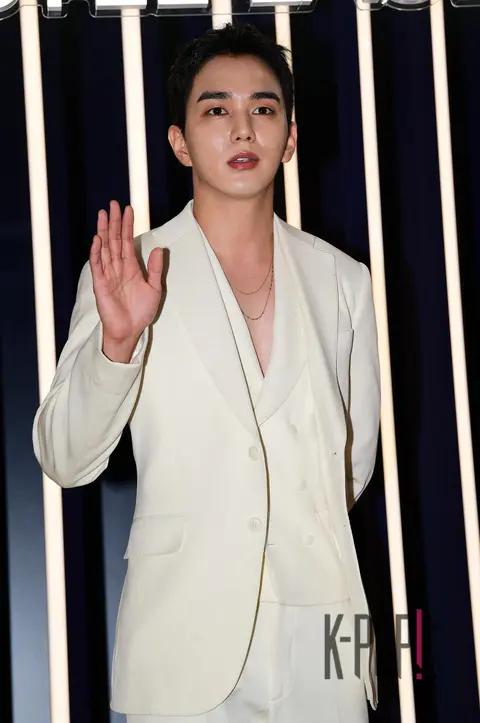 Yoo Seung-ho — Launch