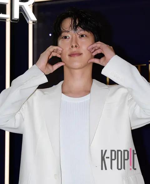 Jang Ki-yong — Launch
