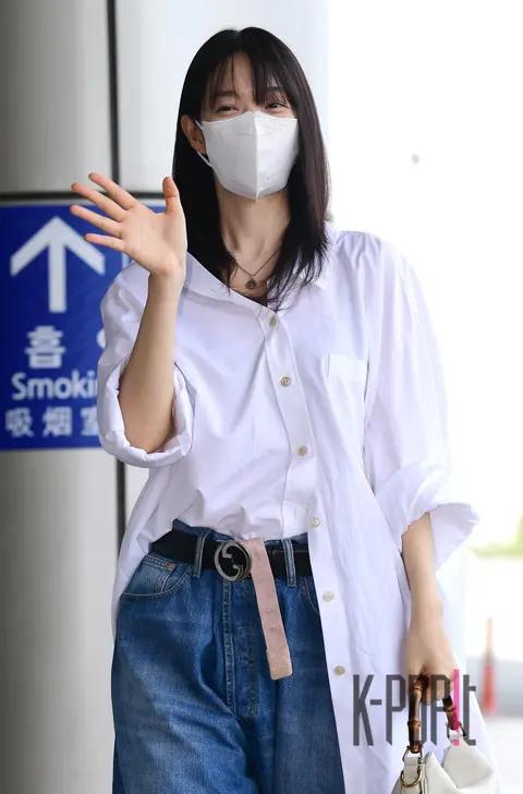 Shin Min-a — Airport